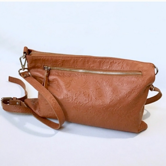 Pelle Italia by Antonio Cristiano CrossBody Purse - Picture 1 of 3